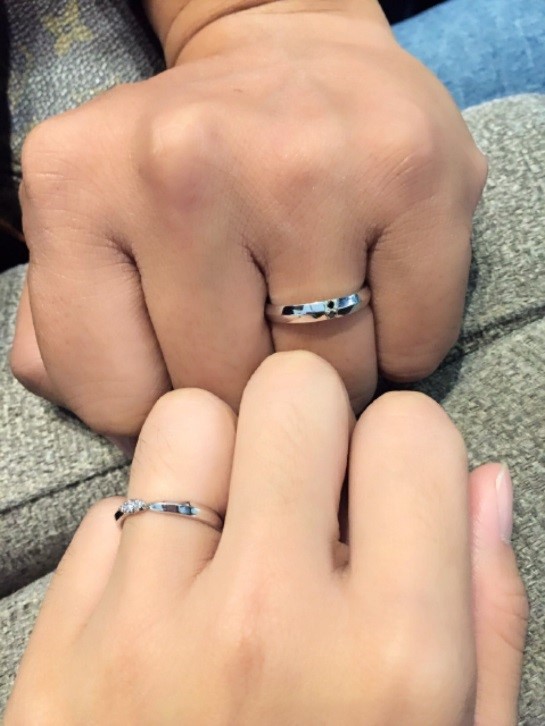 沒錯!我們要結婚囉~